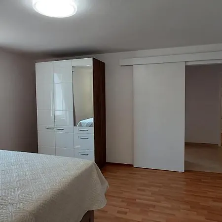 Apartmani Diva Malinska Exterior photo