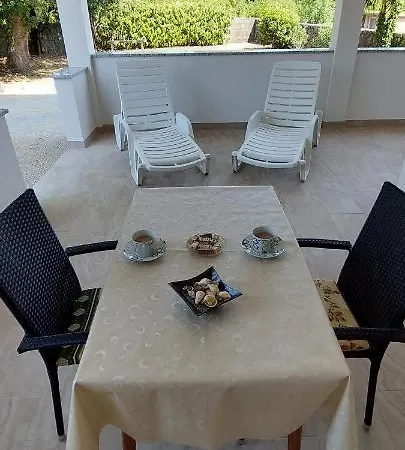 Apartmani Diva Malinska Exterior photo